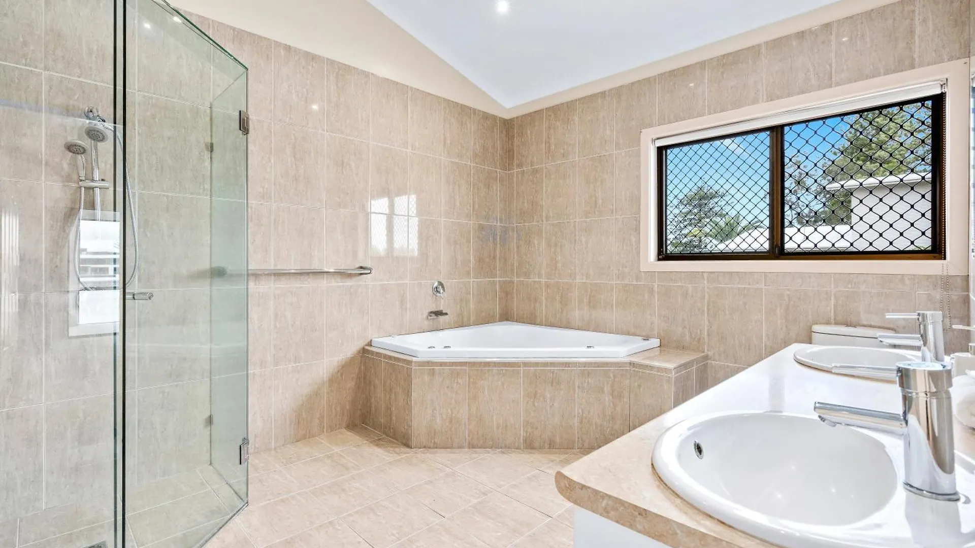 Feriehus Perfect Waterfront Escape In Surfers Paradise Gold Coast